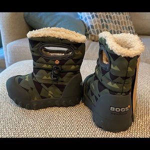 Bogs BMOC Mountain Camo Winter Boots